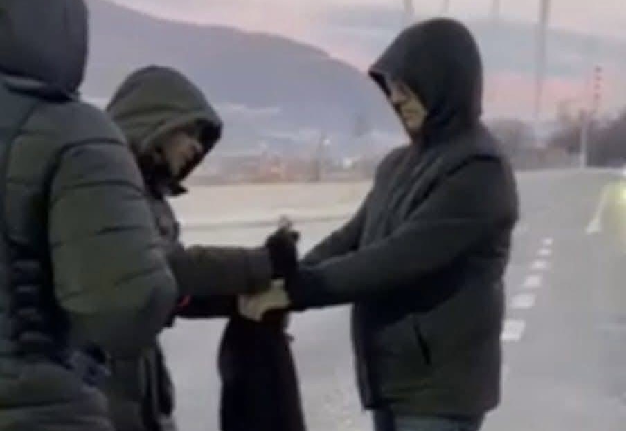 Artan Grubi ndalohet në pikën kufitare Bllacë