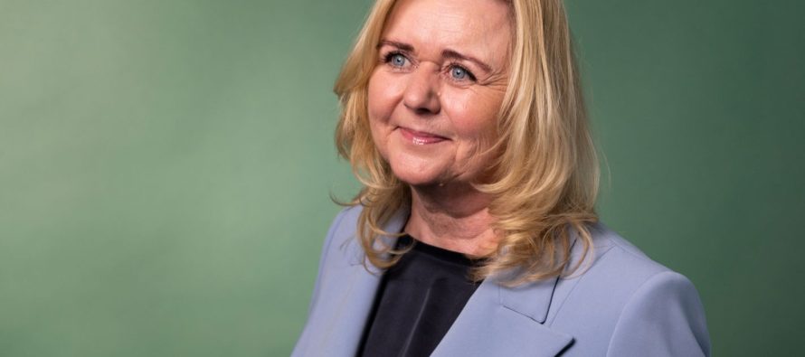 Ambasadorja norvegjeze Mona Juul jep dorëheqjen pas hetimeve për kontaktet me Jeffrey Epstein