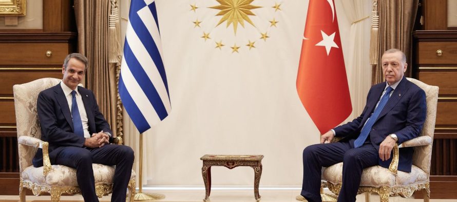 Greqi-Turqi: Erdogan dhe Mitsotakis mund të takohen për tensionet në Egje