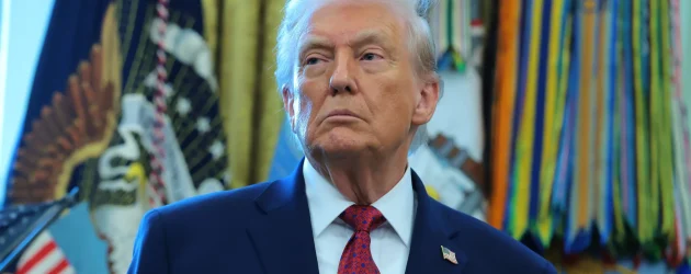 Trump mirëpret hapjen e Ngushticës së Hormuzit nga Irani