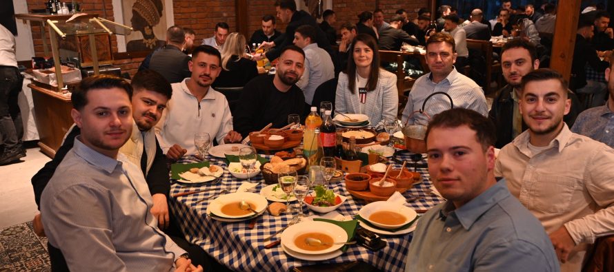 BDI organizon iftar me Forumin Rinor, theksohet roli i të rinjve në parti