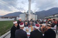 Hapet solemnisht xhamia e renovuar në Balindoll të Gostivarit