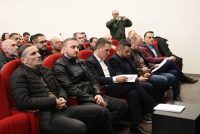 Tetova ndez debat: Privatizim i ujësjellësit apo partneritet publiko-privat?