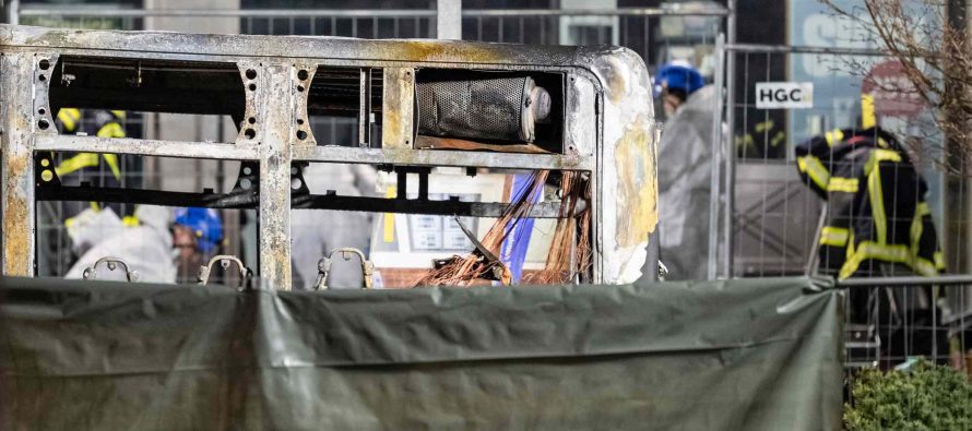 Tragjedi në Zvicër: Autobusi përfshihet nga flakët në Kerzers, 6 të vdekur dhe disa të plagosur