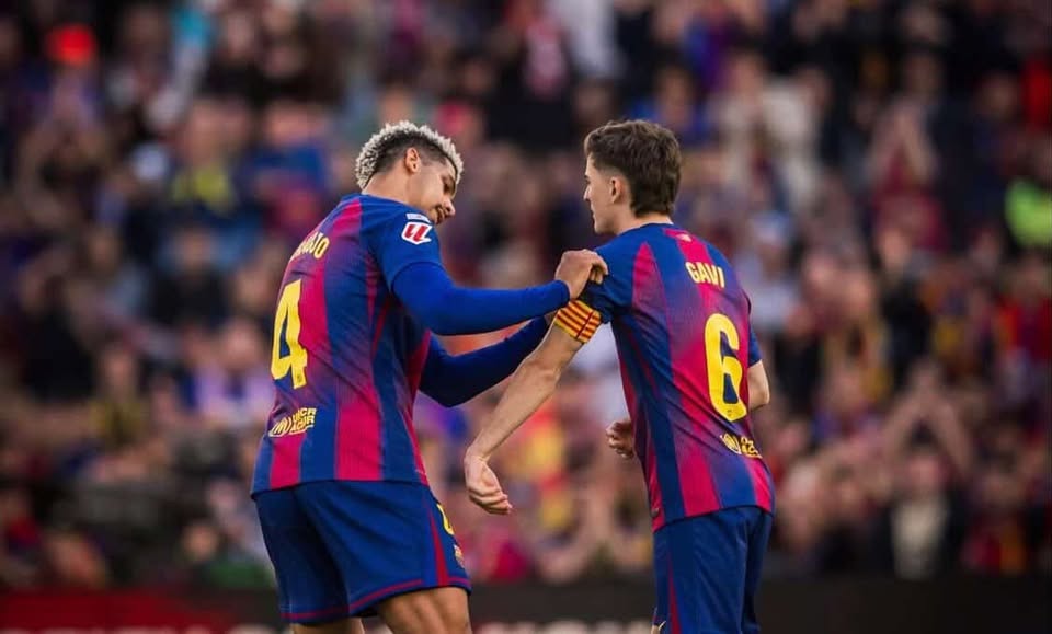 Gavi rikthehet pas 204 ditësh dhe mban shiritin e kapitenit te Barcelona