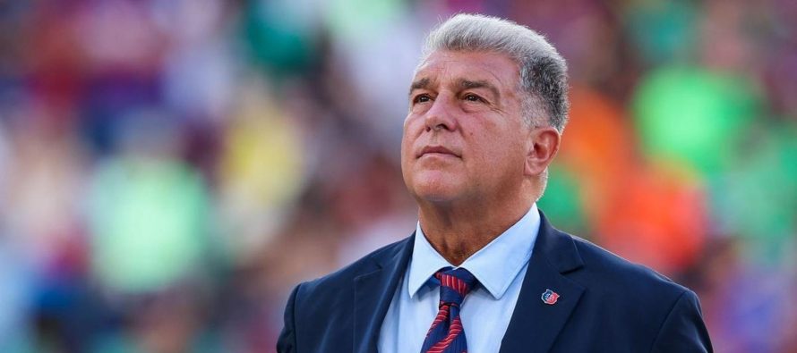 Victor Font uron Laportën për fitoren në zgjedhjet e Barcelonës