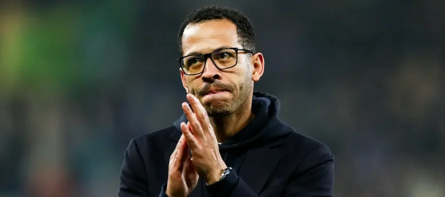 Zyrtare: Liam Rosenior emërohet trajneri i ri i Paris FC, firmos deri në vitin 2028