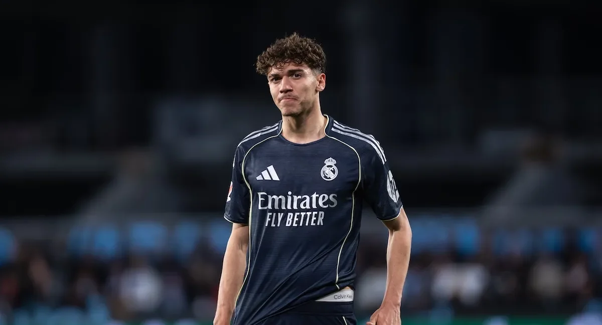 Zyrtare  Thiago Pitarch do të luajë për  La Roja 