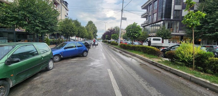 Vazhdojnë punimet për rikonstruimin e  bulevardit “Vëllezërit Gjinovski” në Gostivar