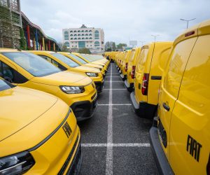 Humbje milionëshe, por investim i ri: Posta e Maqedonisë me flotë prej 100 automjetesh të reja