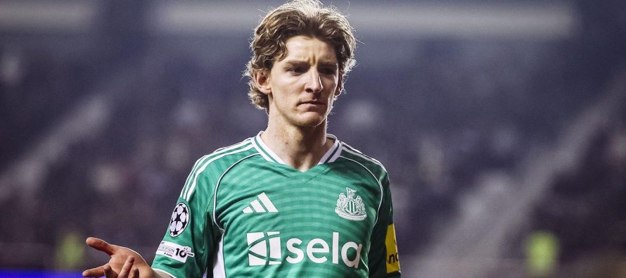 Bayern Munich synon Anthony Gordon si përforcim për krahun e majtë