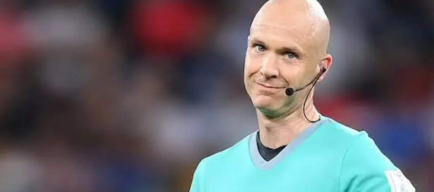 Anthony Taylor gjyqtar në derbin Manchester City – Arsenal