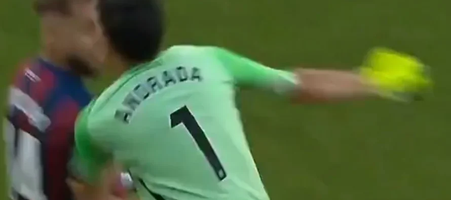 Skandal në Spanjë – Andrada pezullim 13 ndeshjesh pas grushtit