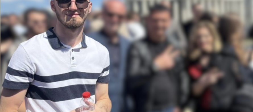 Ishte në protesta, pastaj takim me zëvendësministin, sot largohet nga ASH-ja