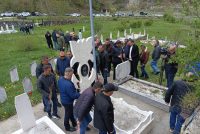 Përkujtohet 36-vjetori i rënies së Naser Veliut, homazhe në Sërmnovë