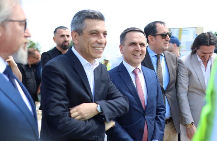 VLEN në krye me Mexhitin dhe Kasamin: Zero tolerancë ndaj korrupsionit – Nisma e re politike që kërkon ndryshim radikal 