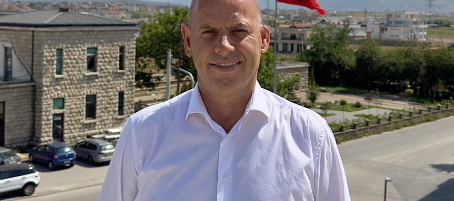 Ramiz Lladrovci: Studentët shqiptarë në Shkup nuk janë vetëm!