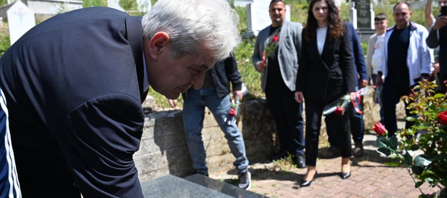 Në Ditën e Dëshmorëve, Ahmeti: Kujtimi për ta është obligim moral dhe kombëtar