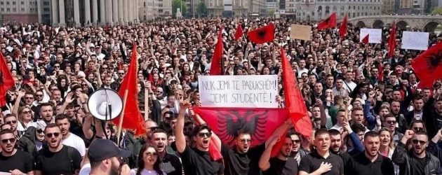 Protesta studentore merr dimension të ri: në fokus gjuha shqipe në çdo institucion