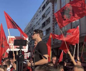 Mevlan Ademi: Studentët nga Tirana i dërguan dhunshëm në Kumanovë, protesta është në Shkup