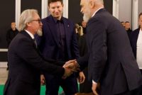 “Do kërkojnë me qiri argat” – Limani ironizon VLEN-in në mbrojtje të Meidanit