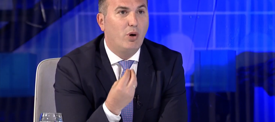 Arbër Ademi: Me VMRO-në e Gruevskit sollëm ligje për shqiptarët, VLEN është “frankenstajn politik”