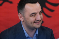 Valdet Xhaferi: “Gjaku i dëshmorëve është themeli i lirisë që gëzojmë sot”