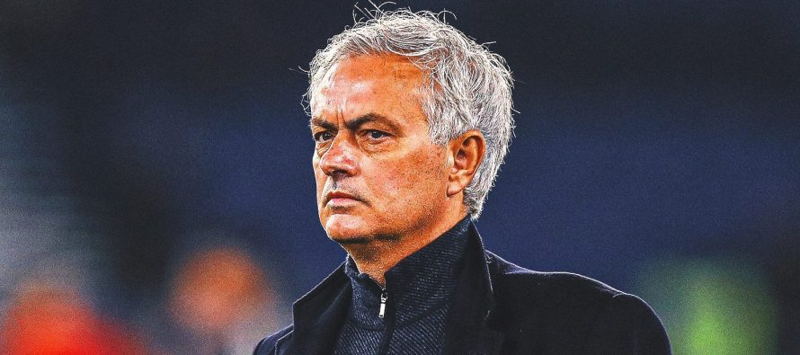 Mourinho i pakënaqur me klubin, kërkoi një mesfushor si Rodri