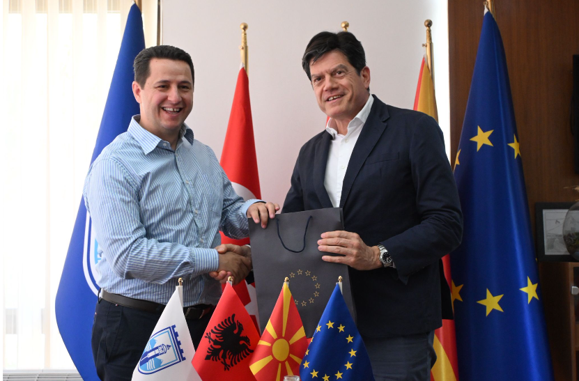 Ambasadori i BE së në vizitë në Gostivar  fokusi në projekte lokale dhe integrimin evropian