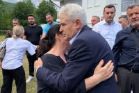 Ali Ahmeti ngushëllon familjen e Heroit të Kombit Jashar Salihu pas ndarjes nga jeta të Blerim Salihut