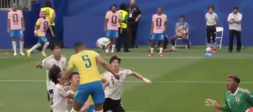 Barazohet ndeshja, Brazili rikthehet në lojë me gol të Casemiros