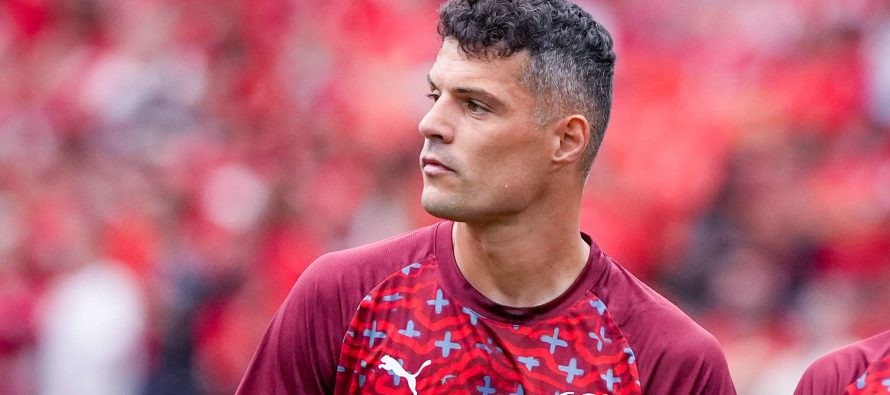 Sunderland i vendos çmim të madh Xhakës pas ofertës së Chelseat