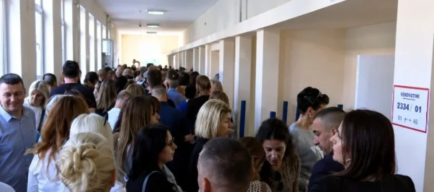 Kosova voton – Serbët votojnë në mënyrë të ogranizuar në veri