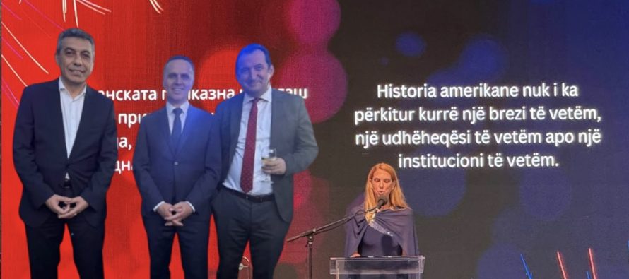 A e panë drejtuesit e VLEN-it? Edhe Ambasada e SHBA-së komunikoi në gjuhën shqipe