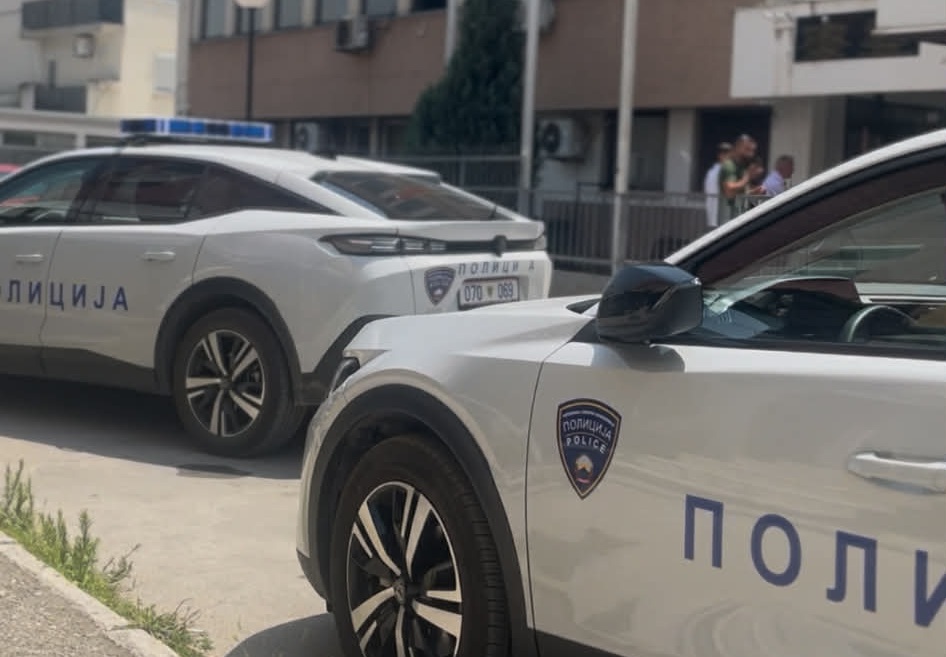 gostivari-si-spektakel-32-minutat-qe-ngrene-pikepyetje-mbi-skenarin-mediatik-te-pushtetit