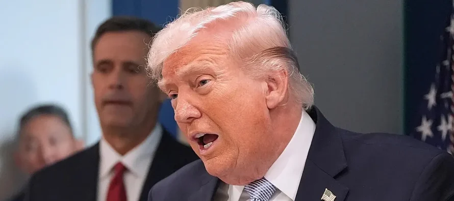 Trump paralajmëron Iranin: “Mund të shkatërrojmë infrastrukturën strategjike brenda një dite”