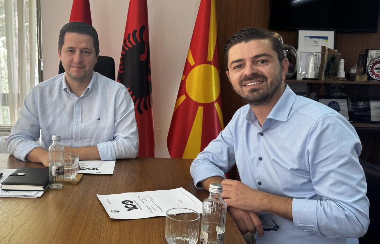 Gostivari dhe Democracy Lab vazhdojnë bashkëpunimin për Qendrën Rinore dhe të Komunitetit