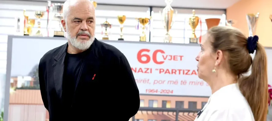 Rama: 20 shkolla në Tiranë pajisen me kamera inteligjente, sistemi do të shtrihet në gjithë vendin