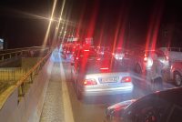 Tre orë pritje në Tabanoc – mërgimtarët përballen me gjobat e kamerave “Safe City”