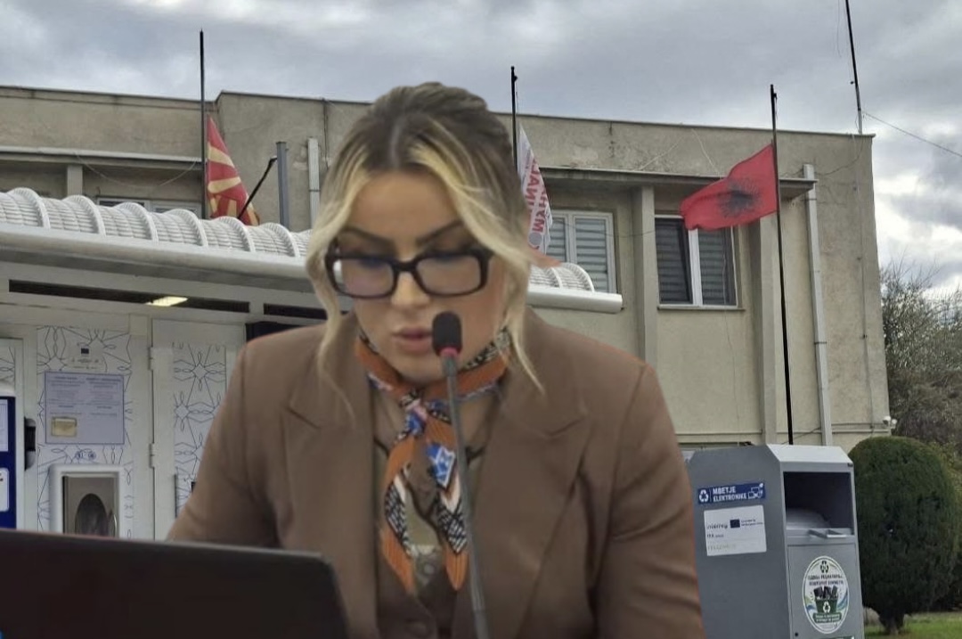 Syarta Saliju Osmani kërkon sqarim për flamurin shqiptar të vendosur me kokë poshtë në Kërçovë