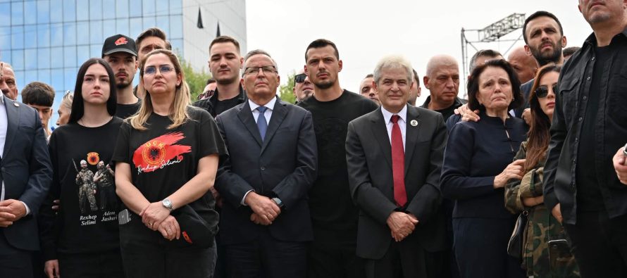 Ali Ahmeti nga Prishtina: Populli shqiptar i shpalli të pafajshëm Thaçin, Veselin, Krasniqin dhe Selimin