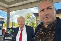 Skandal: Ndalohen në kufi Azgan Haklaj dhe Ferdinand Samarxhiu, pretendohet se janë në “Stop-listë”