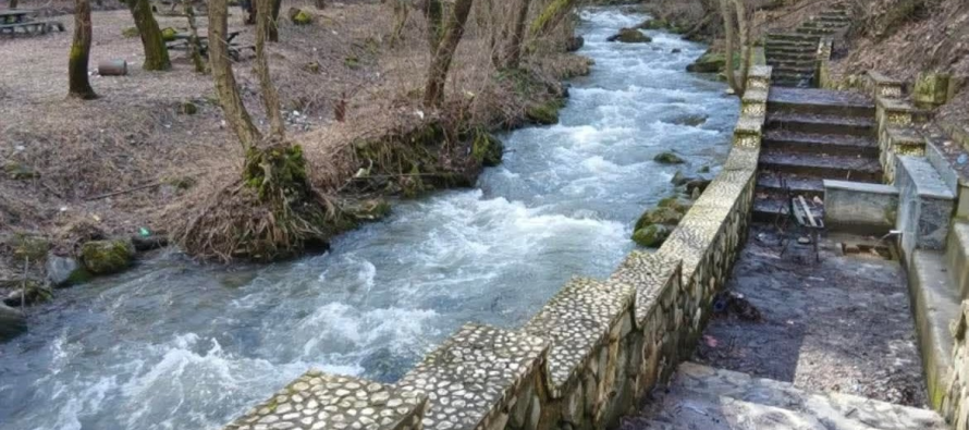 Drejt një destinacioni të ri turistik: Asfaltohet rruga Negotinë–“Uji i Tharët”