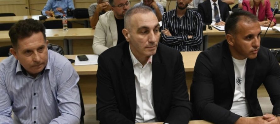 Grubi mohon akuzat: Seanca shtyhet, gjykimi vazhdon të premten