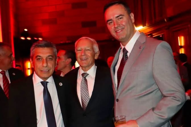 Mexhiti në Nju Jork me Wesley Clark dhe Glauk Konjufcën  Miqësia shqiptaro amerikane e vulosur nga historia