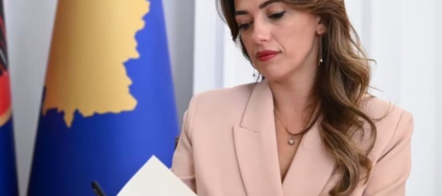 Haxhiu liron nga detyra 18 gjyqtarët serbë që dhanë dorëheqje më 2022