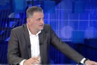 Hasani: Pse Gashi po e mbron politikisht Stoilkoviqin në vend që të hetohet?