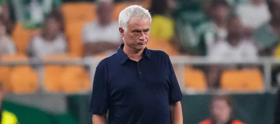 Mourinho vendos ekran gjigant në Valdebebas për punën taktike