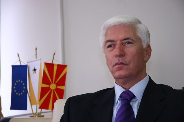 E thotë Tito Petkovski  Maqedonia po përjeton regres kadrovik  intelektual dhe institucional