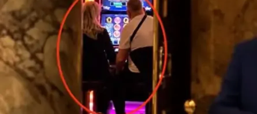 Ekskursioni në Montekarlo – Drejtoresha në kazino, nxënësit e presin në korridor, reagon LSDM